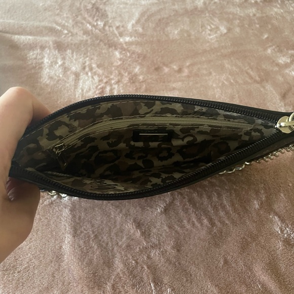 Guess wristlet Clutch - Picture 6 of 6